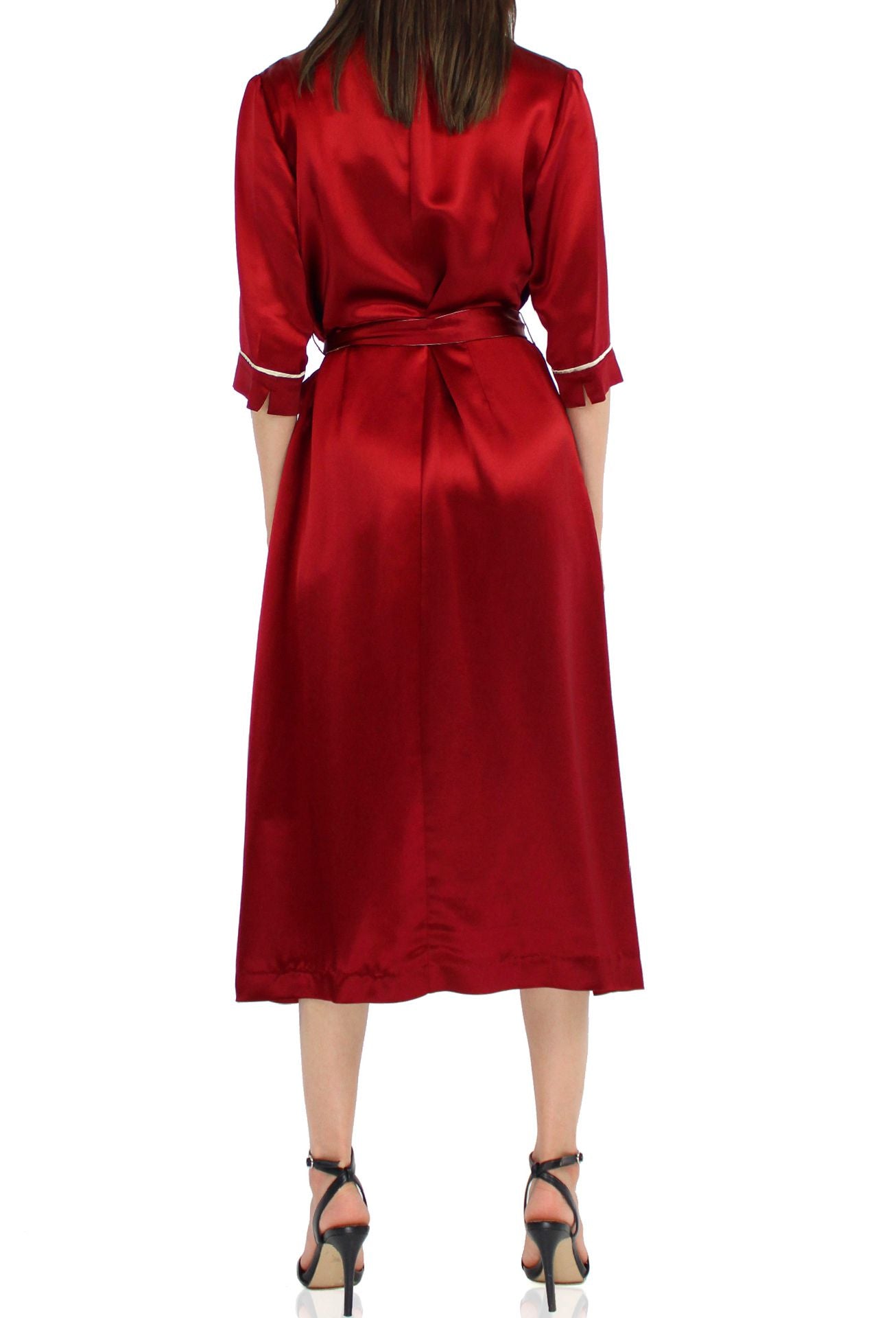 Kyle Richards,
Kyle X Shahida,
red kimono robe,
summer robes for women,
designer robe,